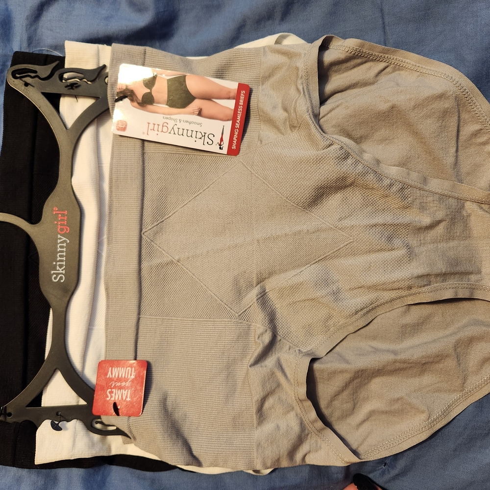 Skinnygirl Shapewear Set in Black, White, and Gray